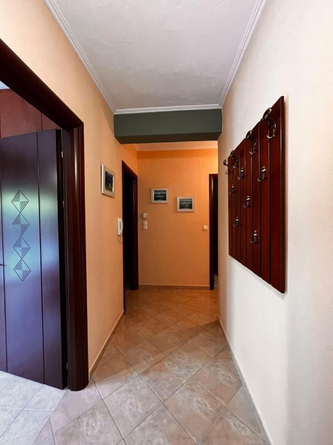 شقة Teo'S House 3 كالامباكا المظهر الخارجي الصورة