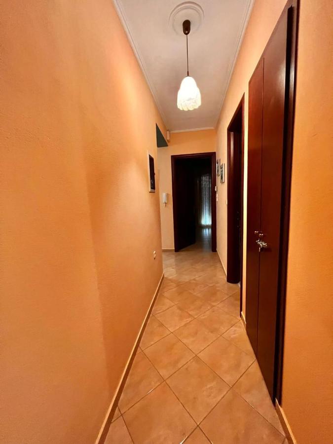 شقة Teo'S House 3 كالامباكا المظهر الخارجي الصورة